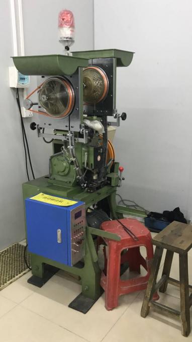 帶帽軸承夾自動組裝機